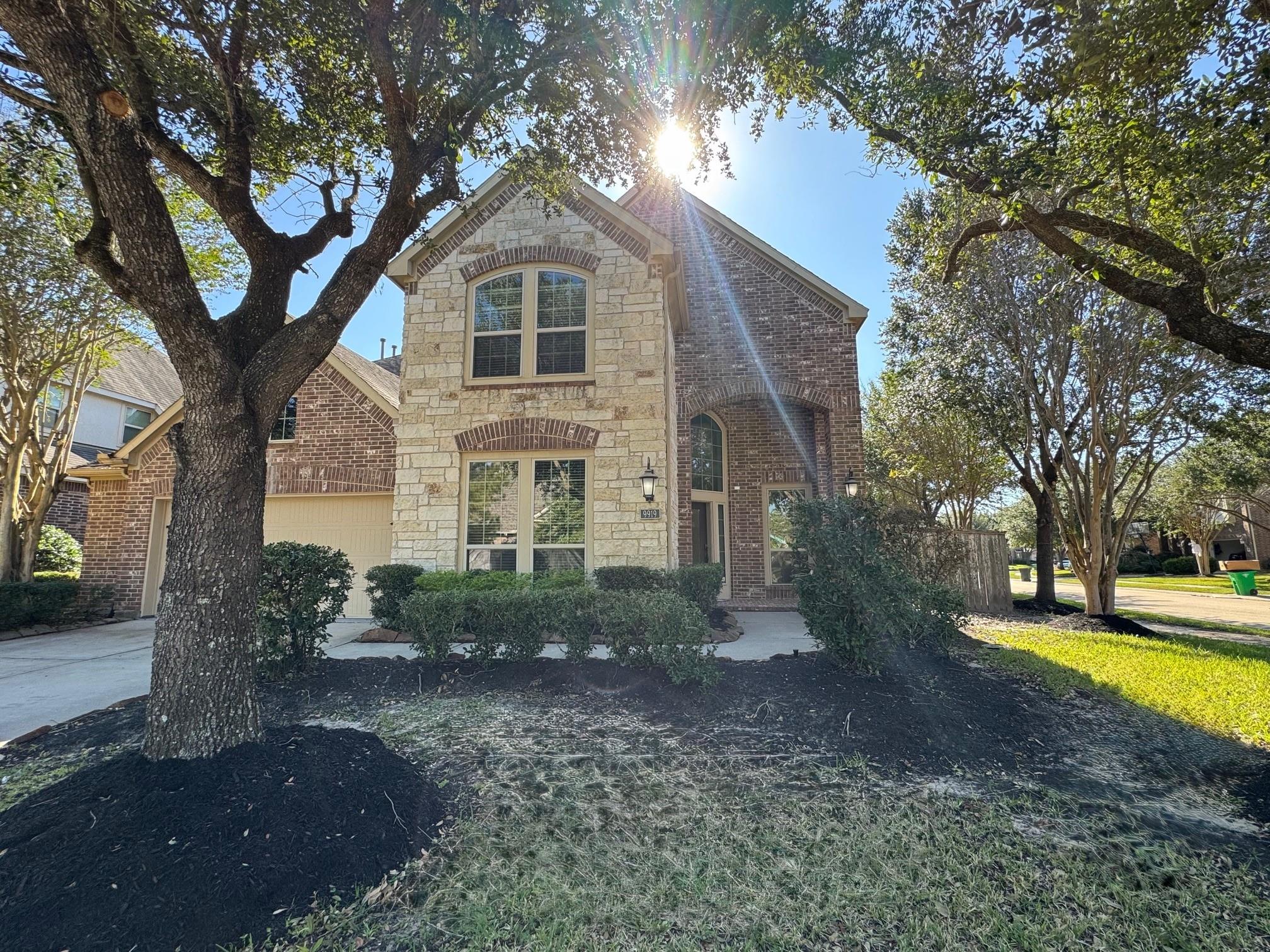 9919 Rochs Hill Court Corner