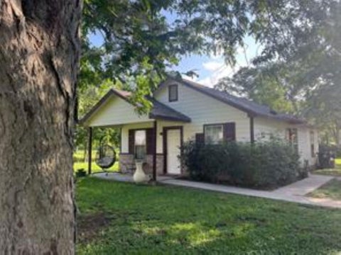 Tiny photo for 1131 W Front Street, Sealy, TX 77474 (MLS # 31522888)