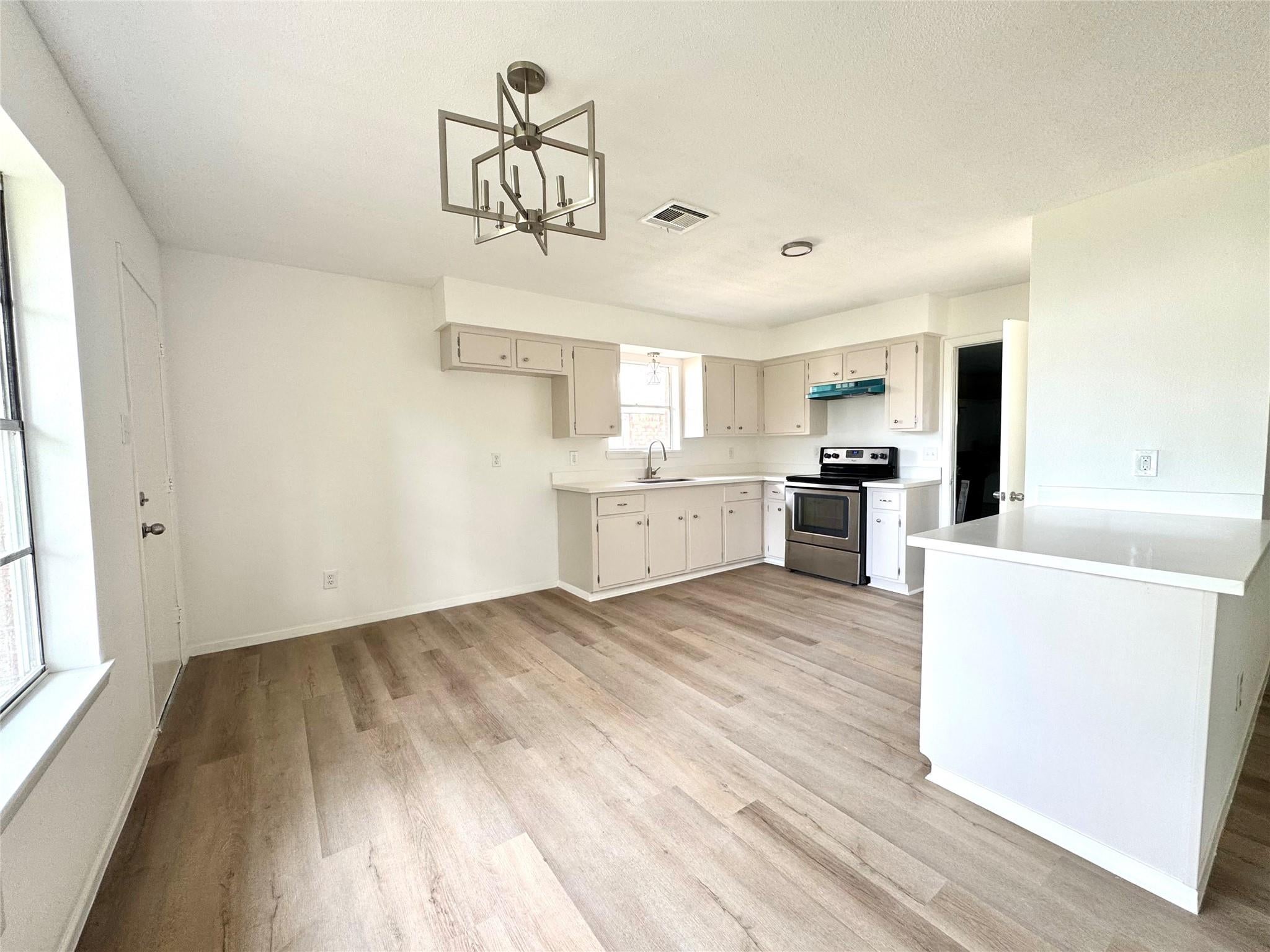 2126 Ripple Creek Drive