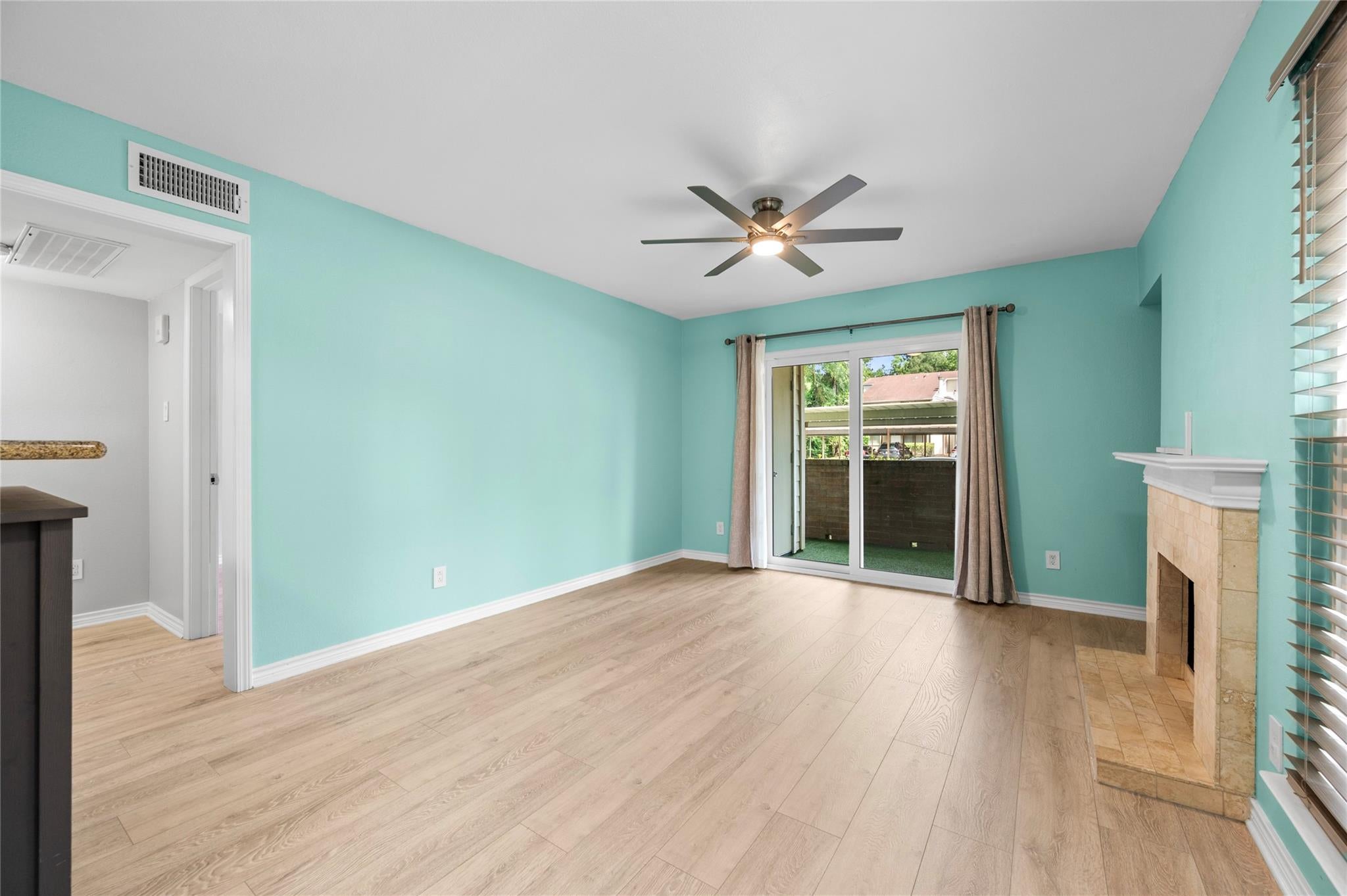 3500 Tangle Brush Drive 21