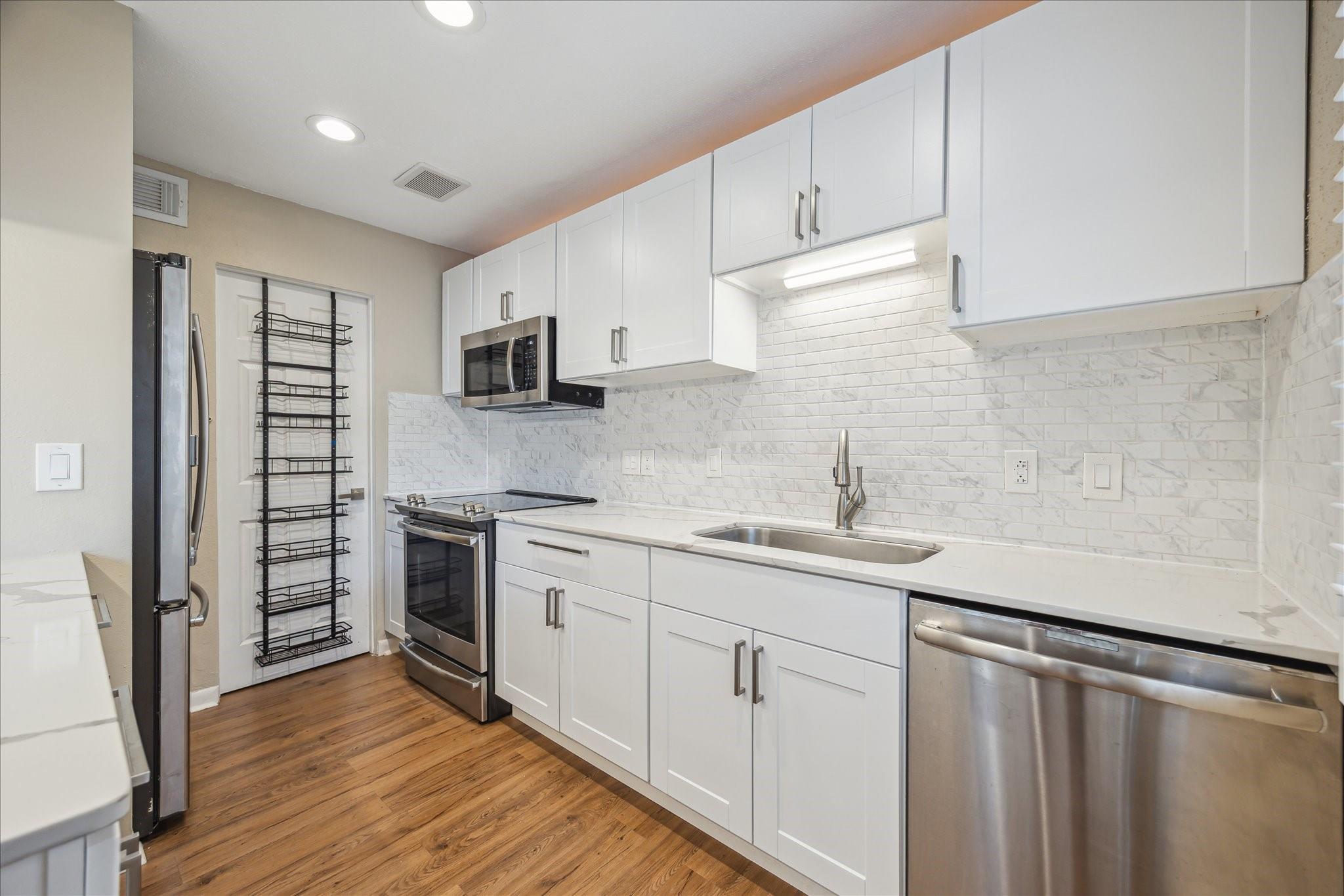 6427 Olympia Drive 114