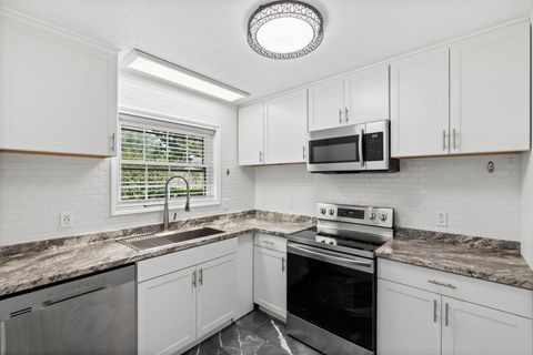 Photo of 7900 Westheimer Road #121, Houston, TX 77063 (MLS # 4227642)