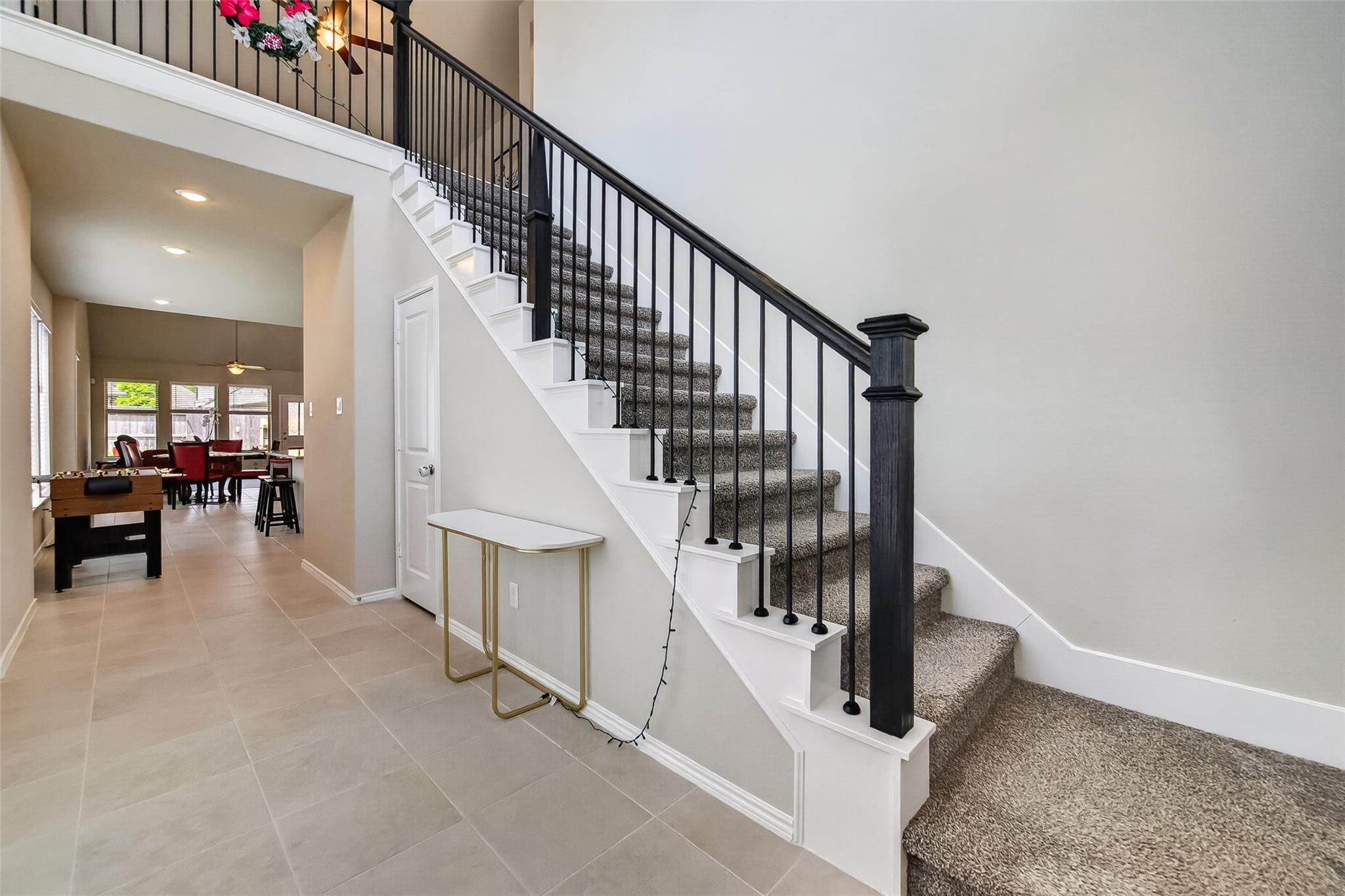 2739 Meadow View Lane