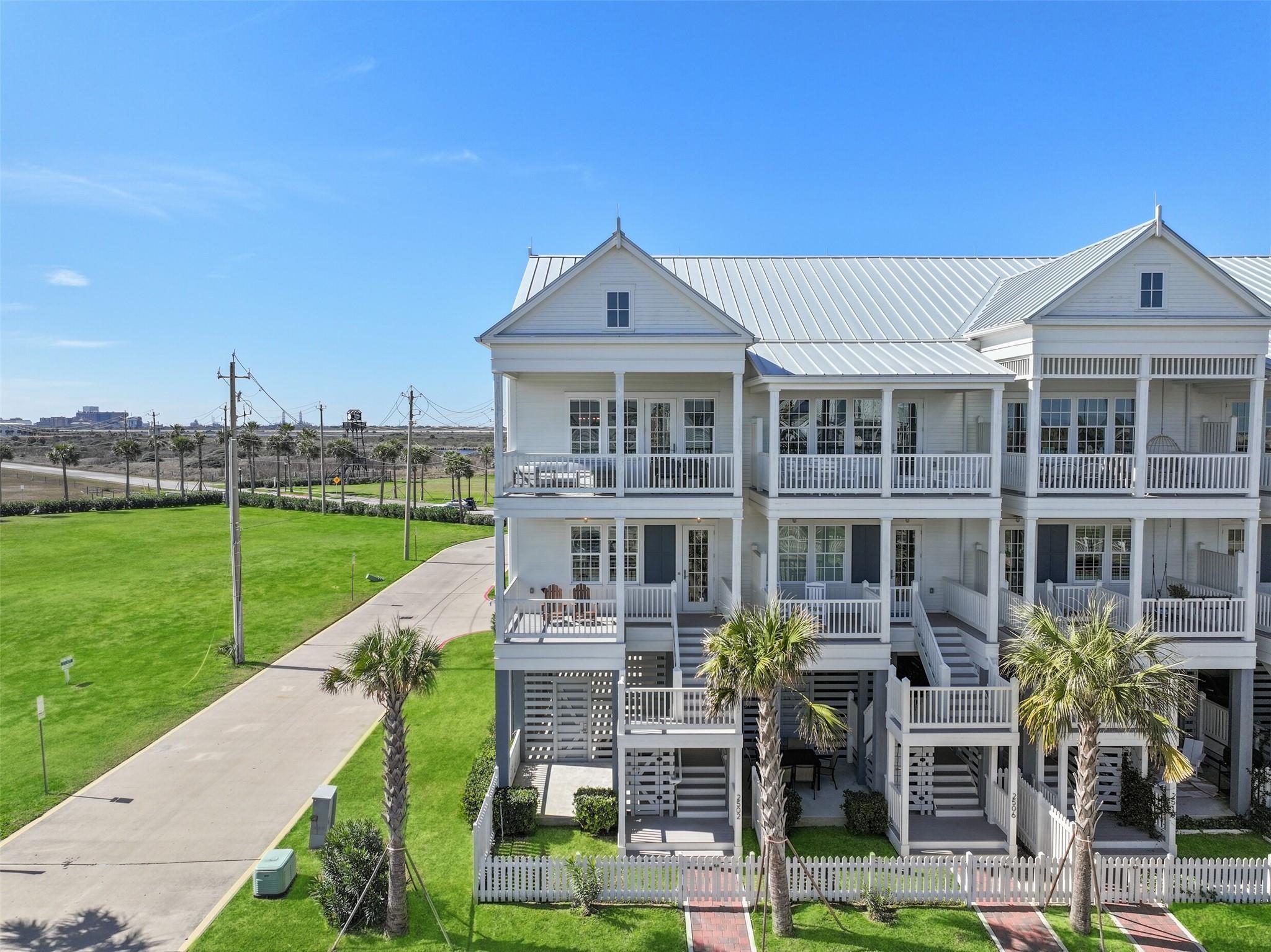 2502 Sunset Passage