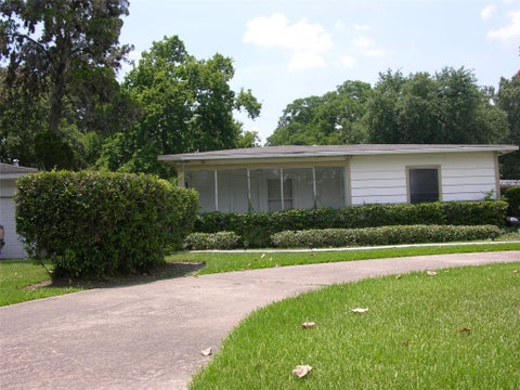 Photo of 3520 Southmore Boulevard, Houston, TX 77004 (MLS # 36678301)