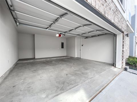 Tiny photo for 1520 Rosalie Street, Houston, TX 77004 (MLS # 90716683)