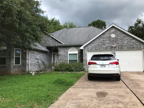 Photo of 2318 Pheasant Creek Dr, Sugar Land, TX 77498 (MLS # 87374133)