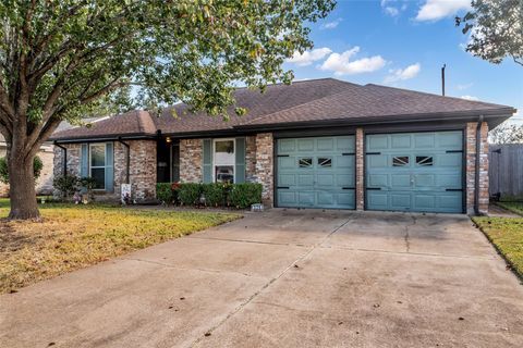 Photo of 326 Una Drive, Deer Park, TX 77536 (MLS # 35087092)