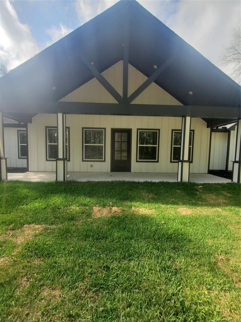 Photo of 24647 Oak Creek Rd Road, Hockley, TX 77447 (MLS # 90123649)