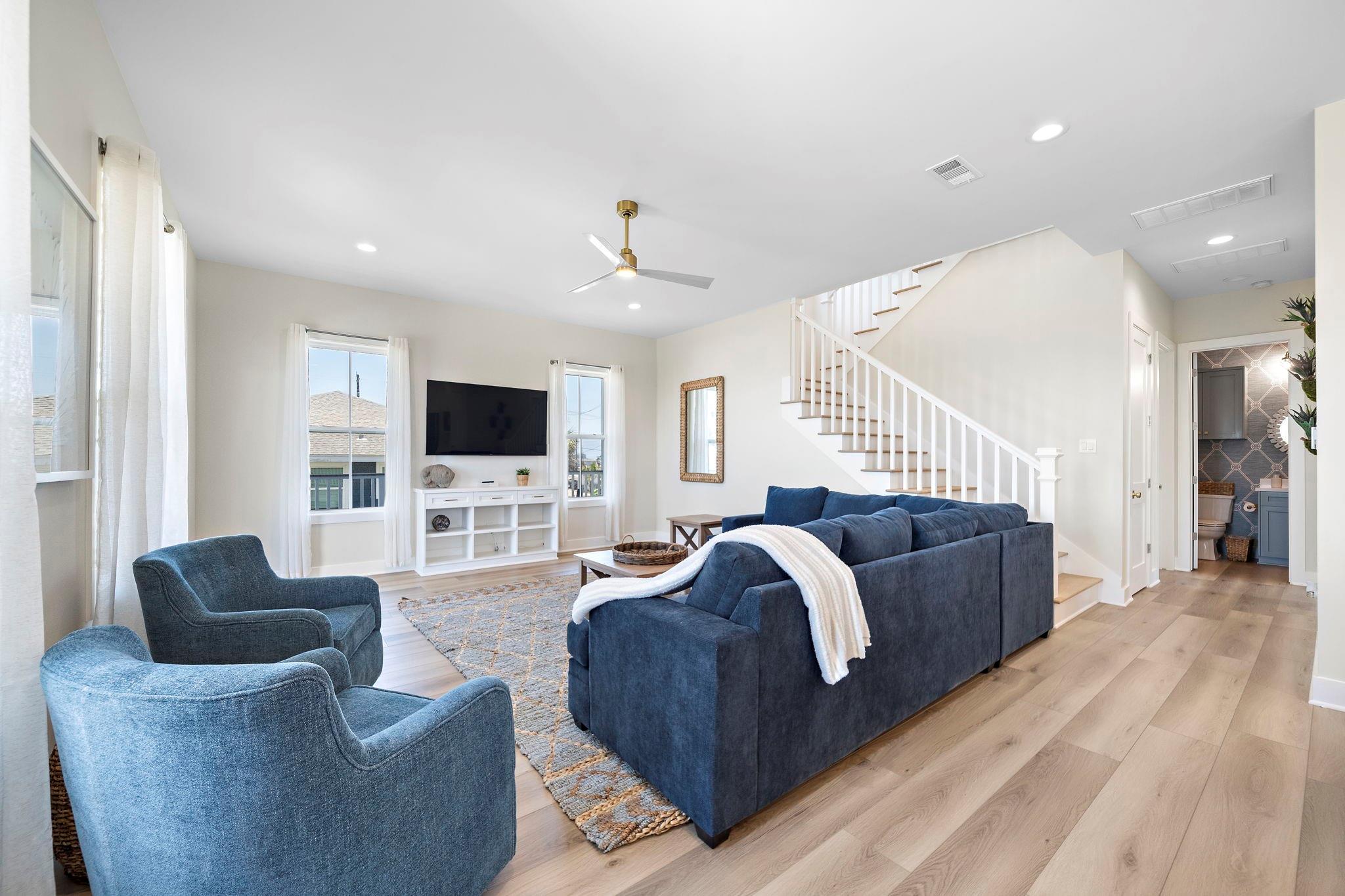4214 San Jacinto Drive