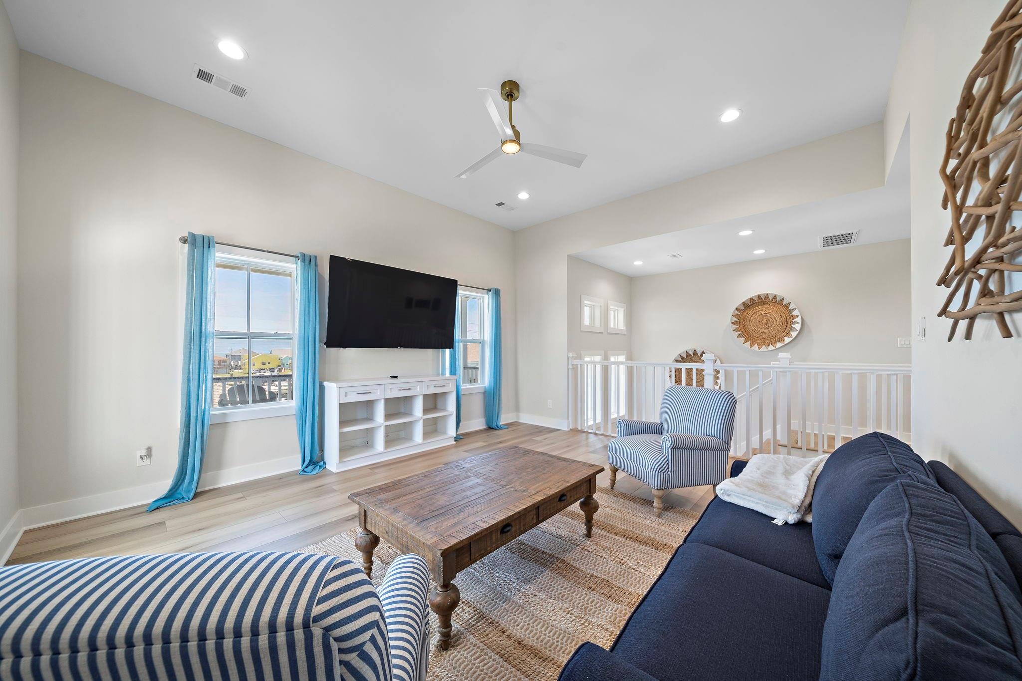 4214 San Jacinto Drive