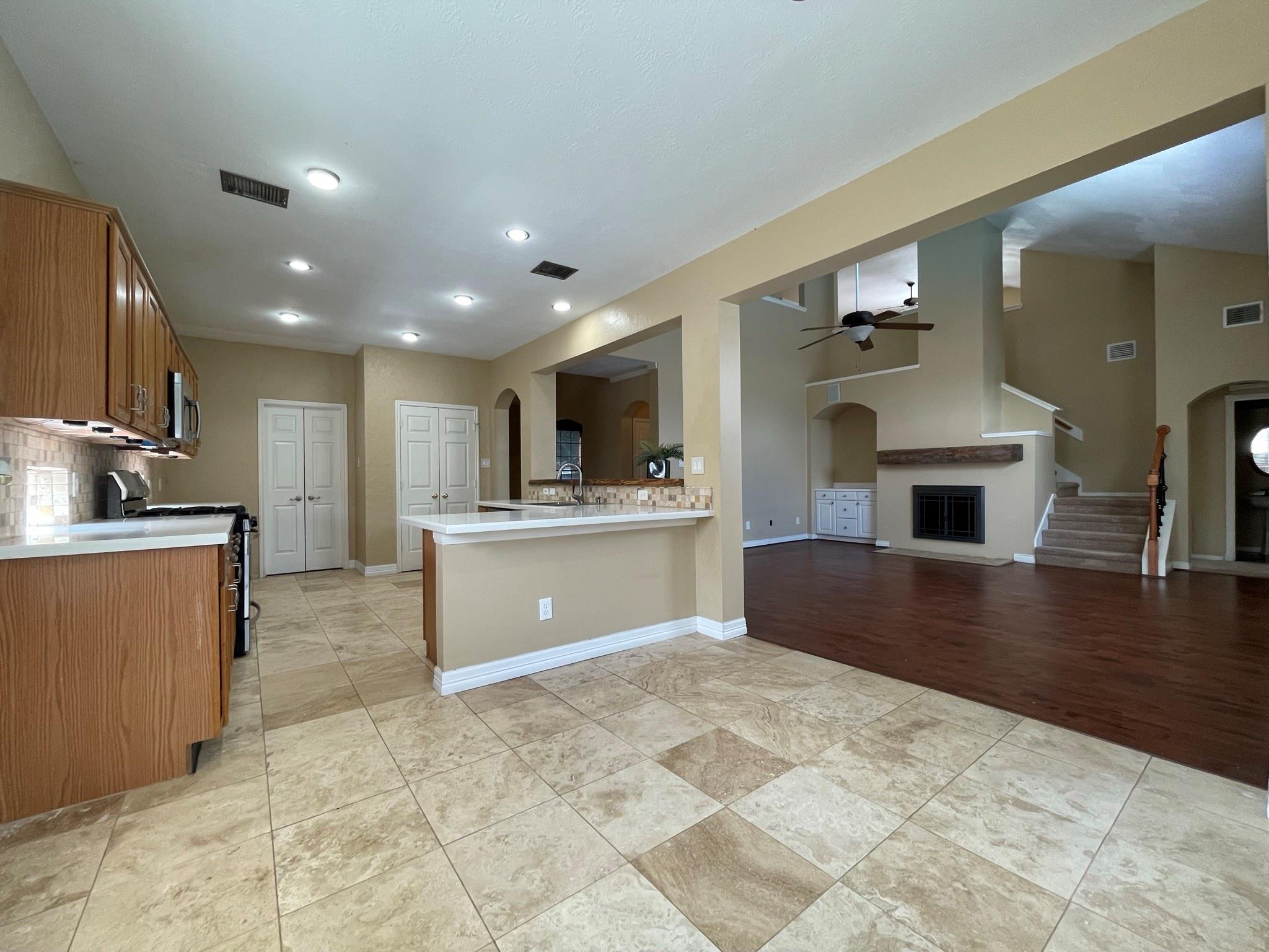 739 Annies Way