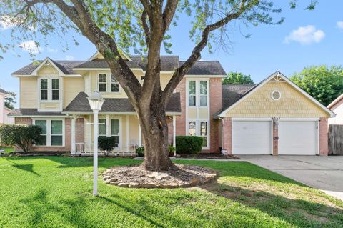 Homes For Sale - 3707 Misty Ridge Dr Drive<br/> Humble, TX 77396