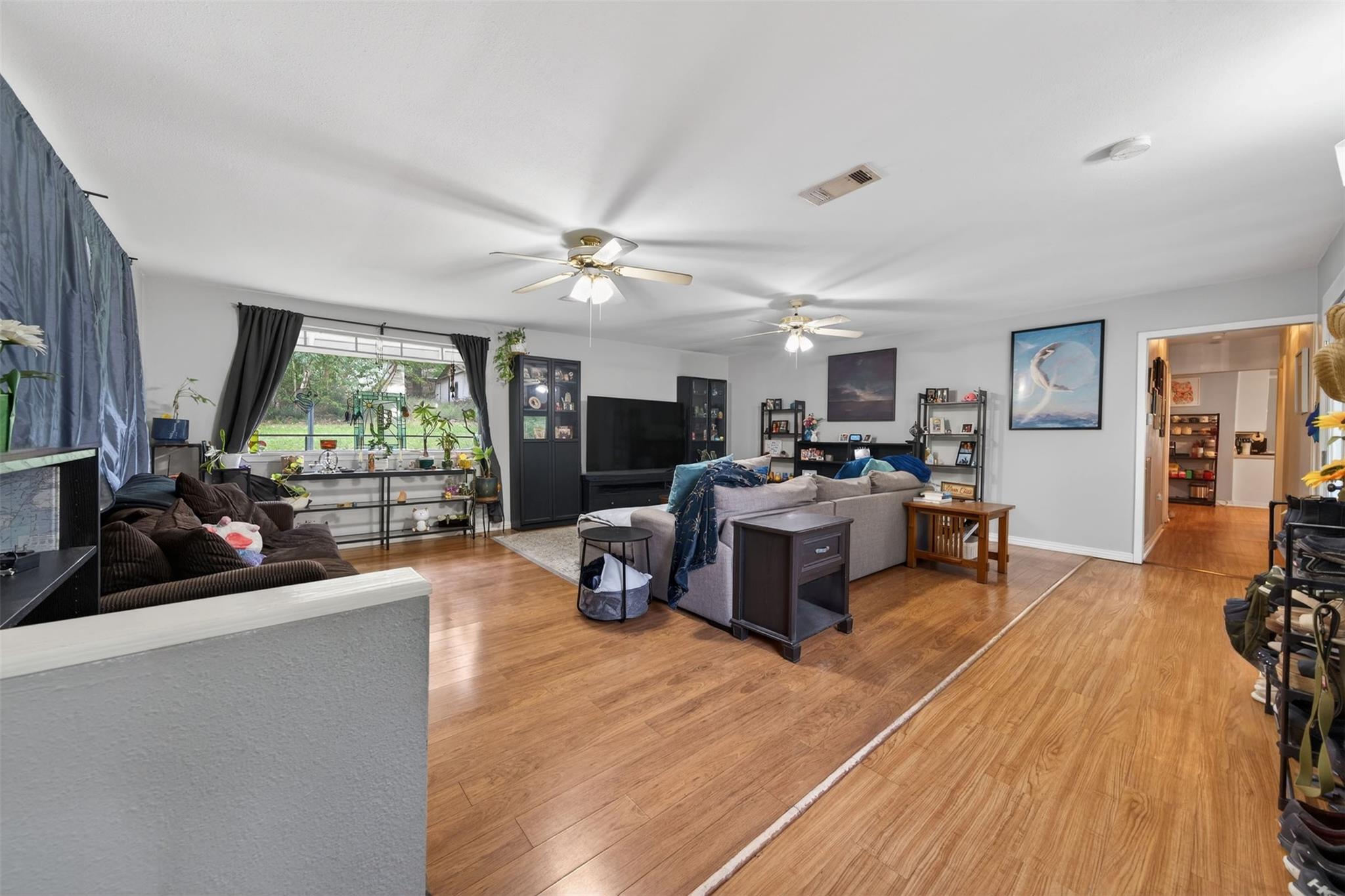 15185 Travis Lane