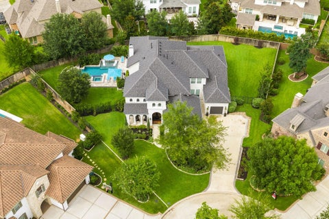 Photo of 27 Hollyflower Place, Tomball, TX 77375 (MLS # 77033699)