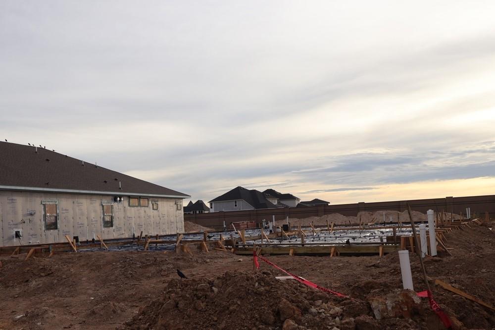 10627 Dina Yellow Drive