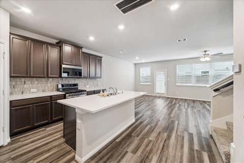 Tiny photo for 5502 Cuerta Street, Houston, TX 77023 (MLS # 19415358)