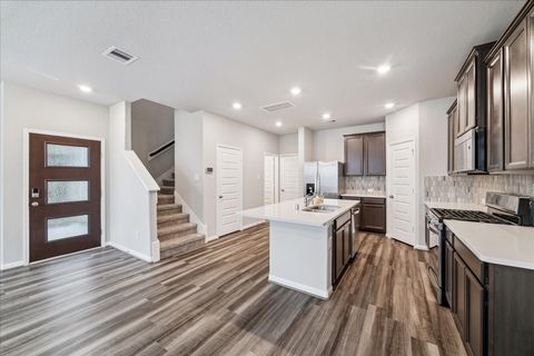 Tiny photo for 5502 Cuerta Street, Houston, TX 77023 (MLS # 19415358)
