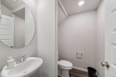 Tiny photo for 5502 Cuerta Street, Houston, TX 77023 (MLS # 19415358)