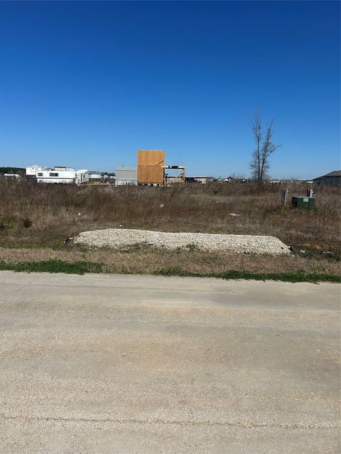 Photo of 1265 Road 5720, Cleveland, TX 77327 (MLS # 76351422) Photo of 1265 Road 5720, Cleveland, TX 77327 (MLS # 76351422)