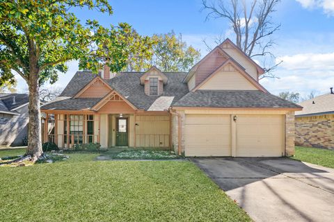Photo of 13431 Klamath Falls Drive, Houston, TX 77041 (MLS # 37527710)