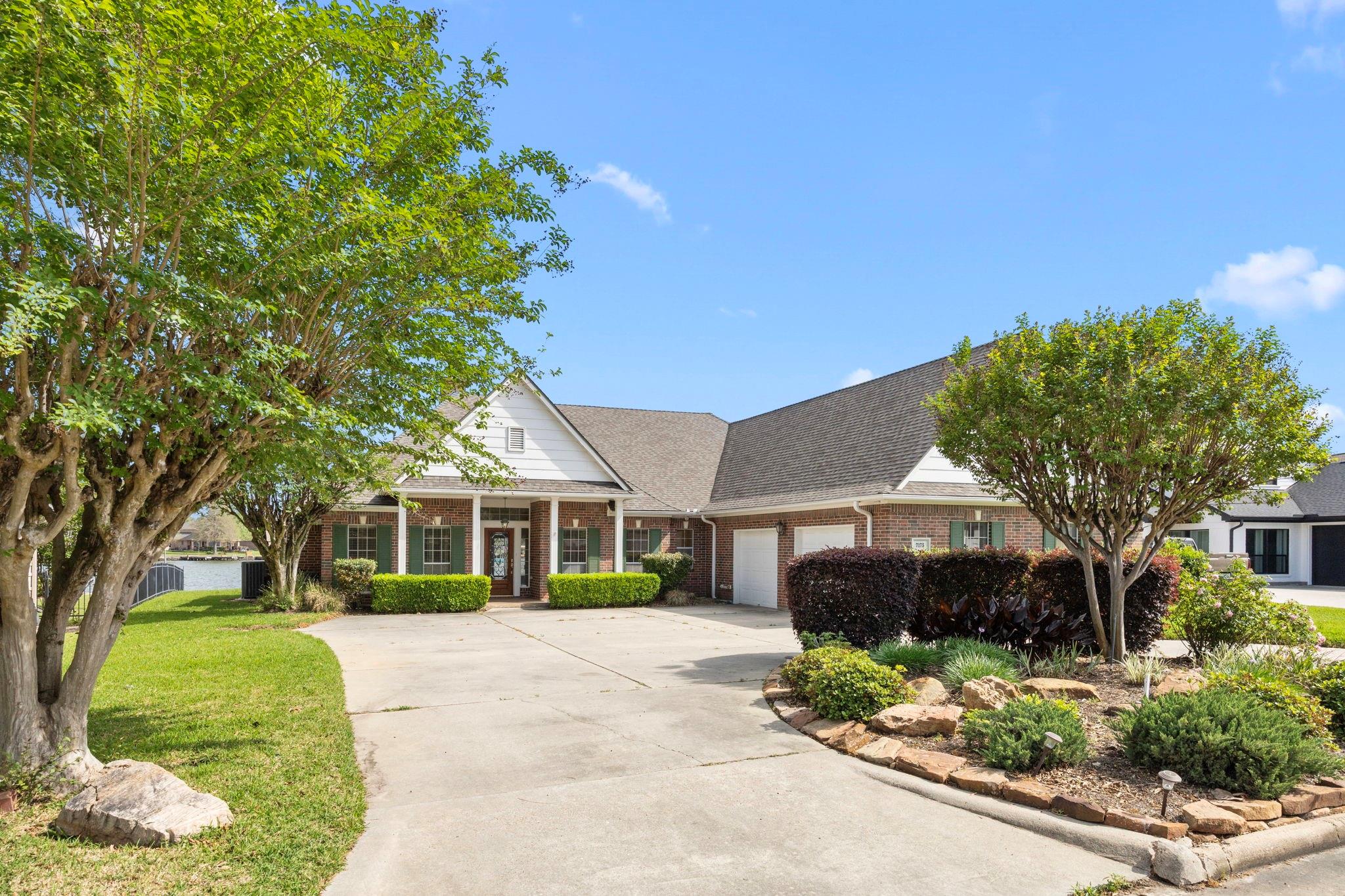 7175 Kingston Cove Lane