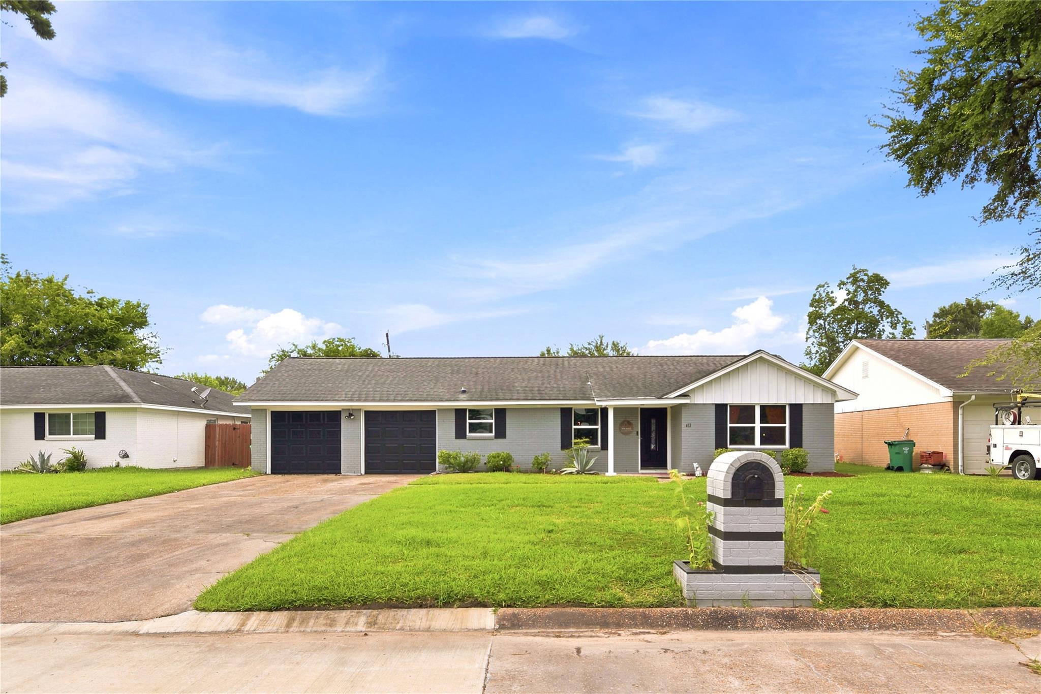 412 Inwood Drive