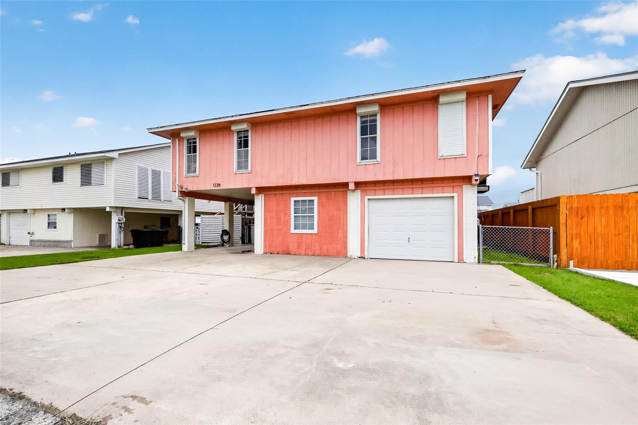 1228 Sailfish Street
