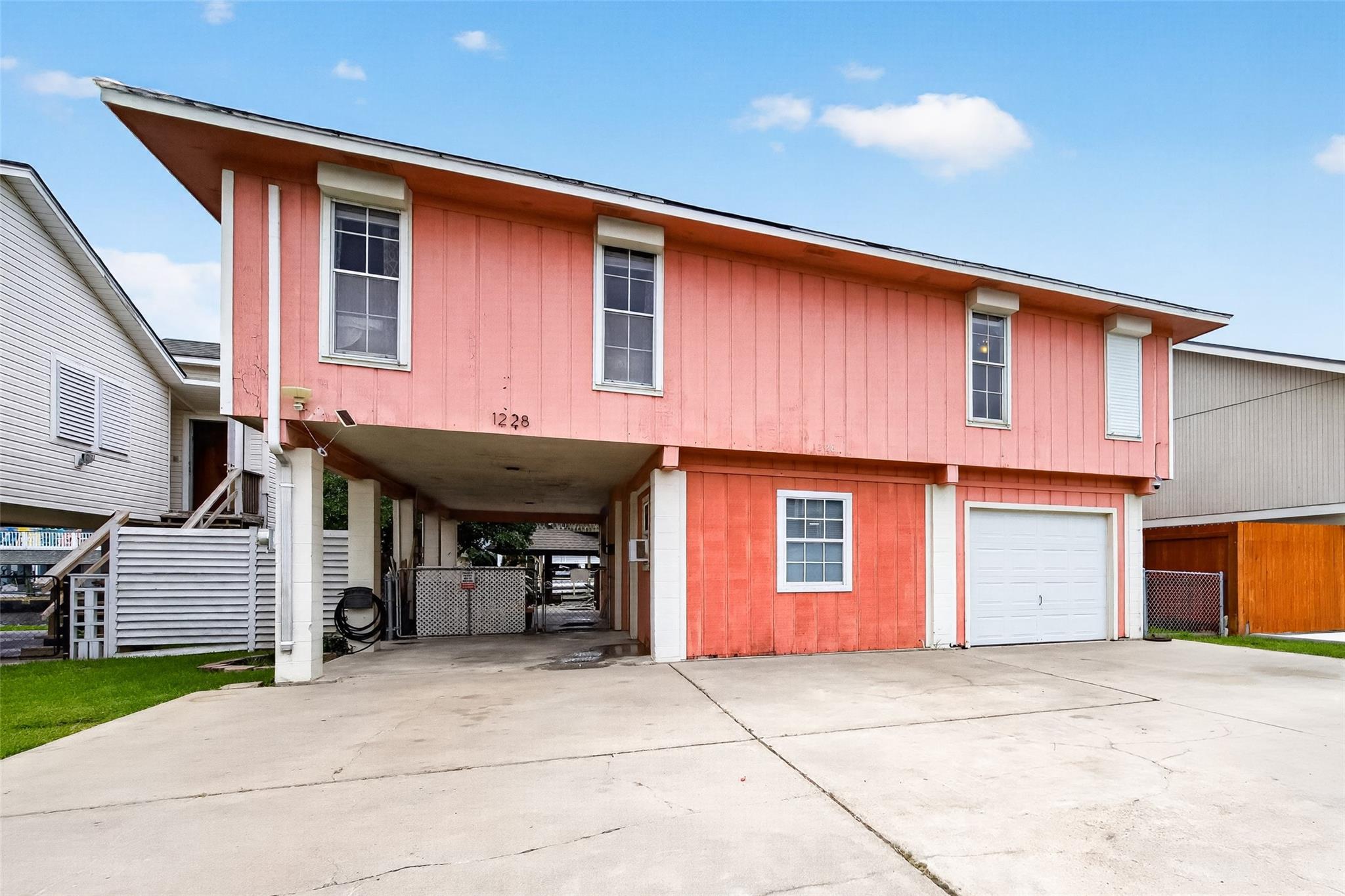 1228 Sailfish Street