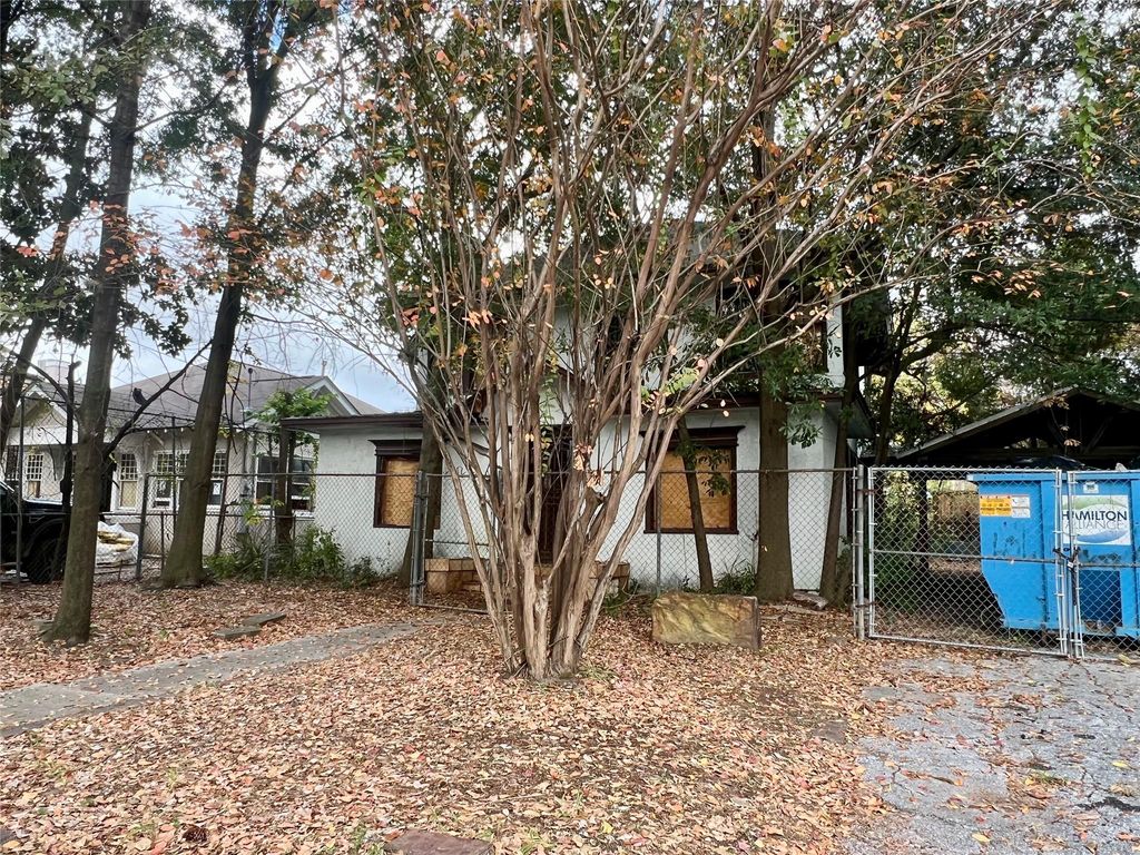 Photo of 514 W Main Street, Houston, TX 77006 (MLS # 9746989)