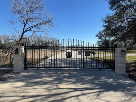 Photo of 1610 Rymal Ranch Rd Rd, Algoa, TX 77511 (MLS # 72222222)