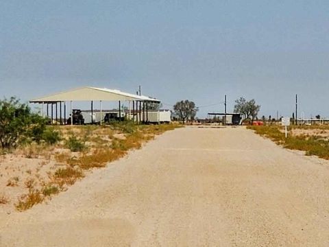 Vacant Land For Sale - 610 ACRES Fm-2119<br/> Reeves County, Pecos, TX 79772