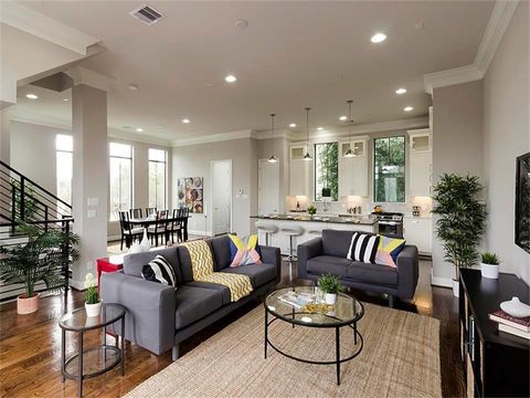 Tiny photo for 2512 Morgan Street, Houston, TX 77006 (MLS # 23323878)