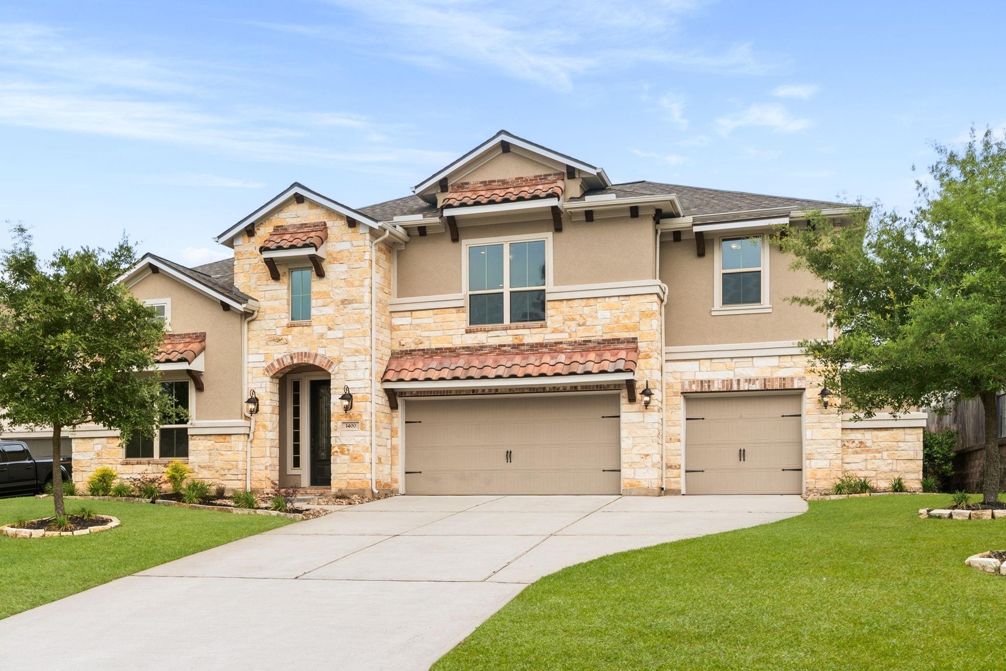 1400 Graystone Hills Drive