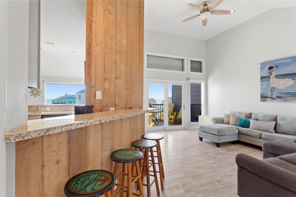 Photo of 17627 Termini San Luis Pass Road, Galveston, TX 77554 (MLS # 44517400)