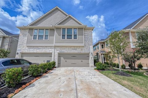 Photo of 5542 Sallow Bay Lane, Fulshear, TX 77441 (MLS # 73549124)