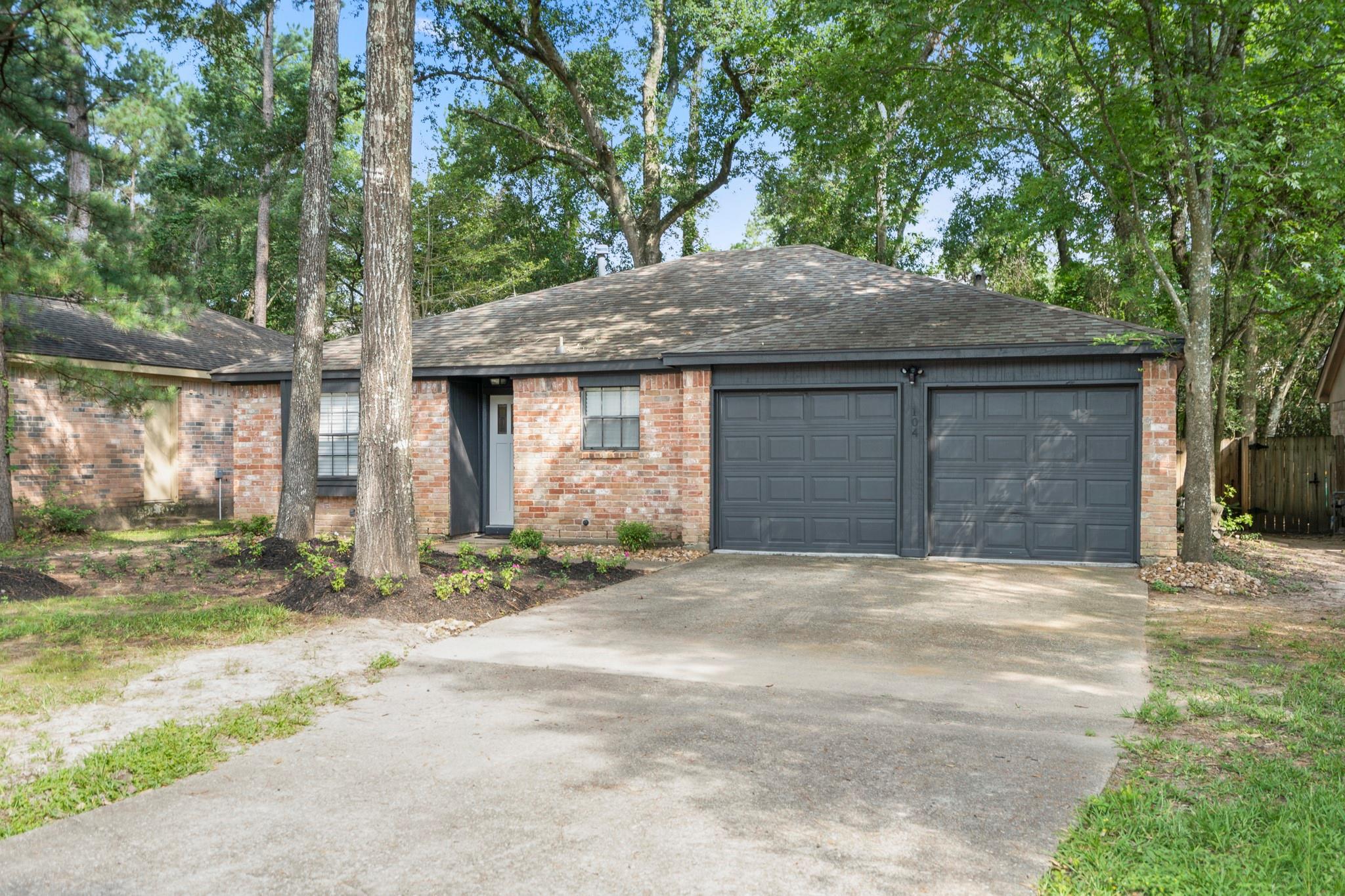104 W White Willow Circle Circle