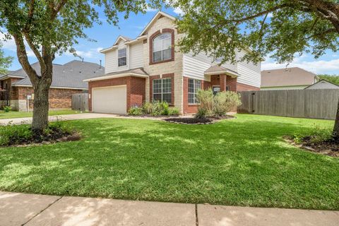 Photo of 464 Magnolia Crossing, League City, TX 77573 (MLS # 12510335)