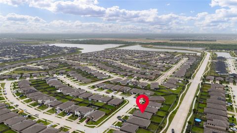 Tiny photo for 910 Betsy Hill Drive, Rosharon, TX 77583 (MLS # 16417971)
