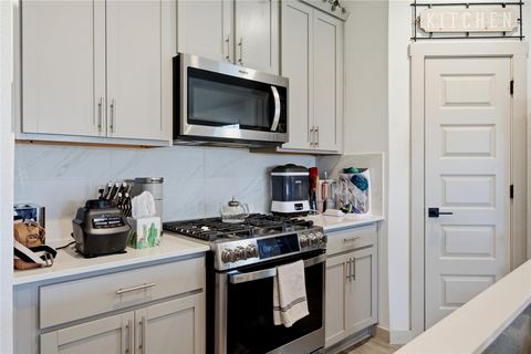 Tiny photo for 910 Betsy Hill Drive, Rosharon, TX 77583 (MLS # 16417971)