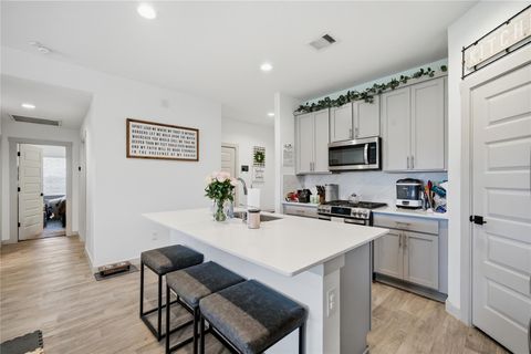 Tiny photo for 910 Betsy Hill Drive, Rosharon, TX 77583 (MLS # 16417971)