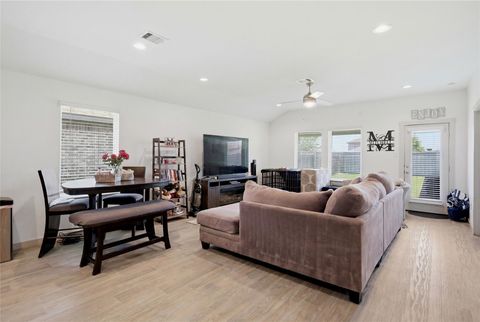 Tiny photo for 910 Betsy Hill Drive, Rosharon, TX 77583 (MLS # 16417971)