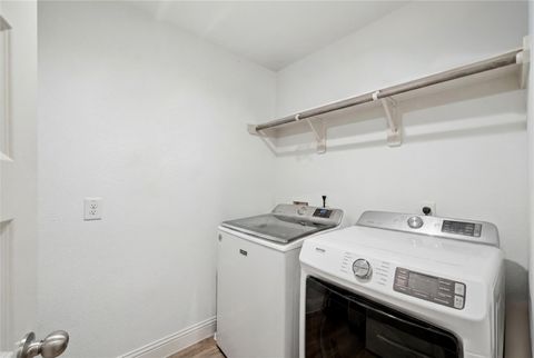 Tiny photo for 910 Betsy Hill Drive, Rosharon, TX 77583 (MLS # 16417971)