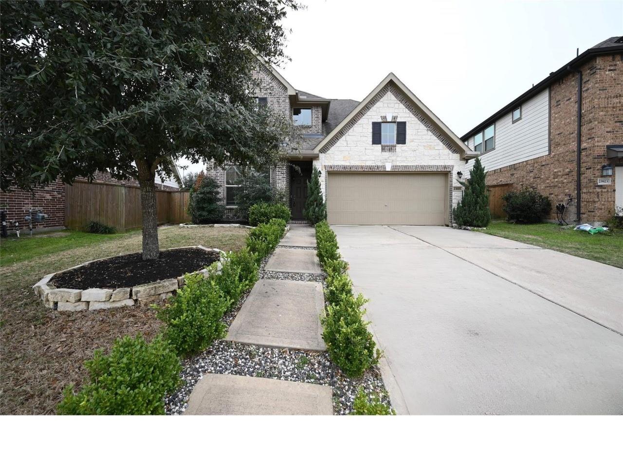 23919 Villa Lisa Drive