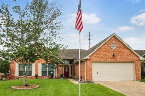 Photo of 822 W Peach Hollow Circle, Pearland, TX 77584 (MLS # 37918321)