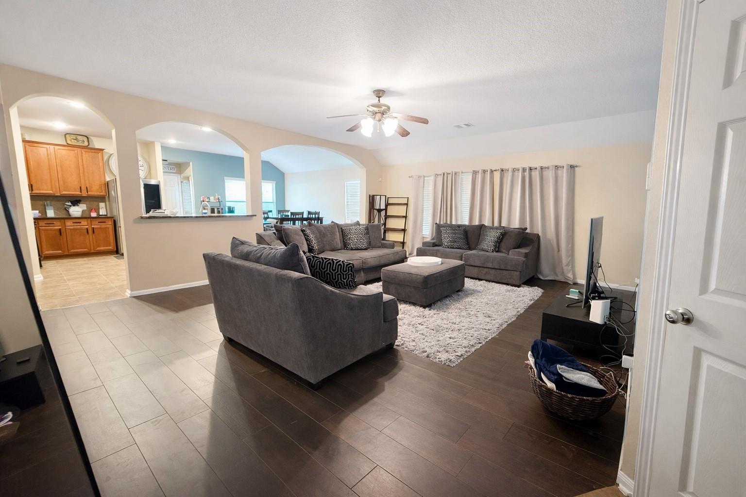 11010 Heartland Grove Drive