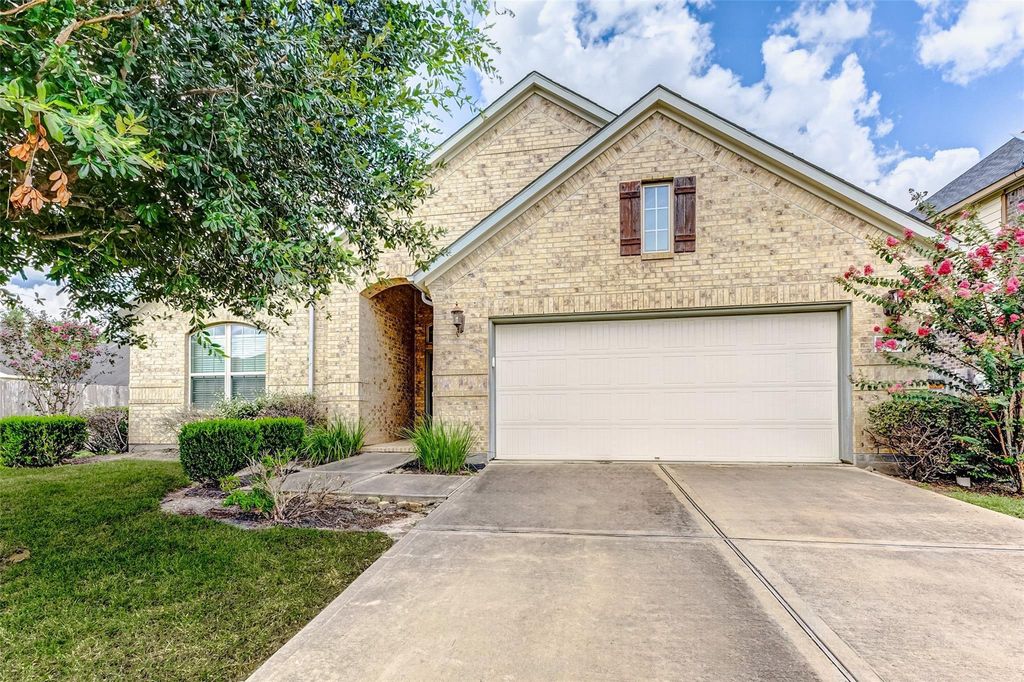 Photo of 7731 Deep Green Drive, Rosenberg, TX 77469 (MLS # 8288628)