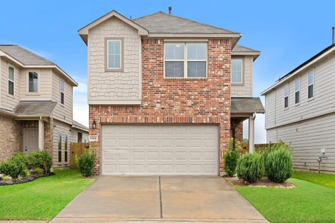 Photo of 6516 Macroom Meadows Lane, Houston, TX 77048 (MLS # 69006330)