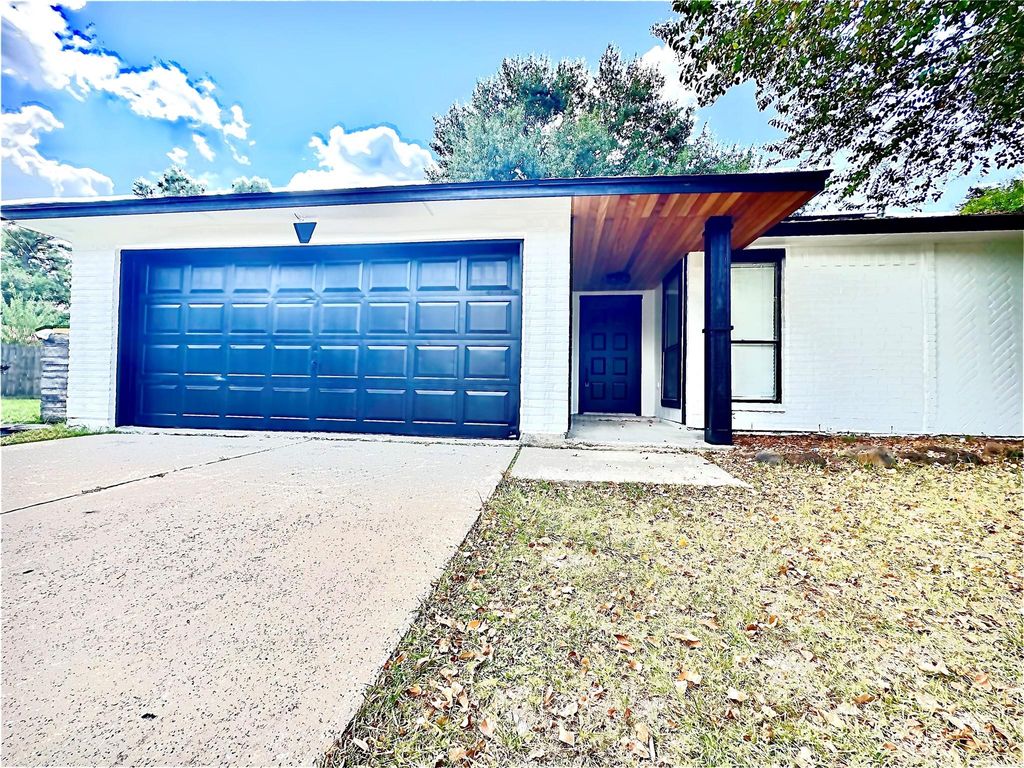 Photo of 17307 Eden Court, Spring, TX 77379 (MLS # 33314873)