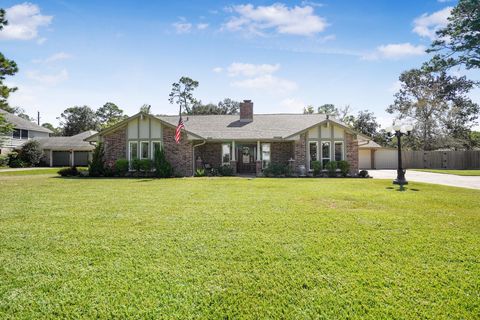 1006 Castle Hill Trail Houston TX 77339